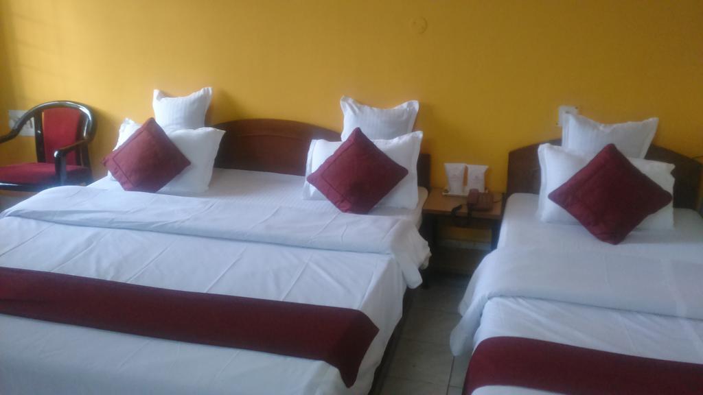 Breeze Hotel 실리구리 객실 사진