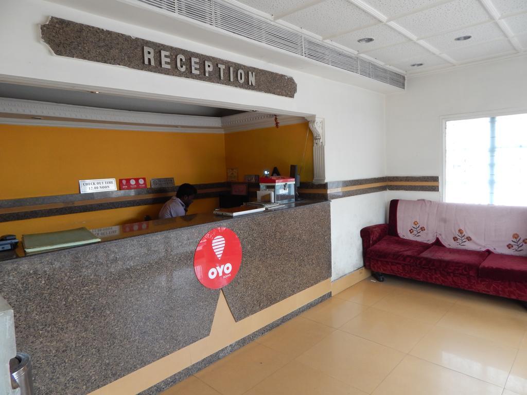 Breeze Hotel 실리구리 외부 사진